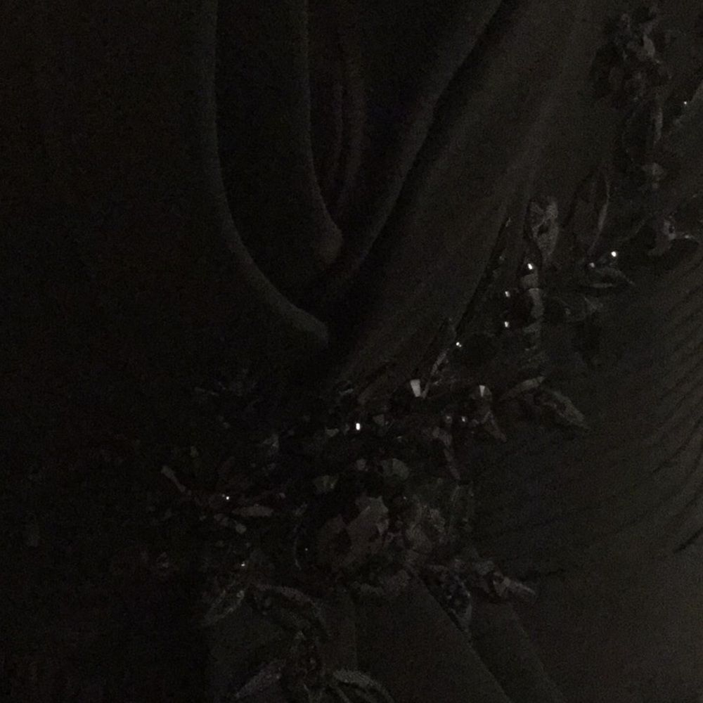 Issue New York Embellished One-Shoulder Minidress - Picture 6 of 16